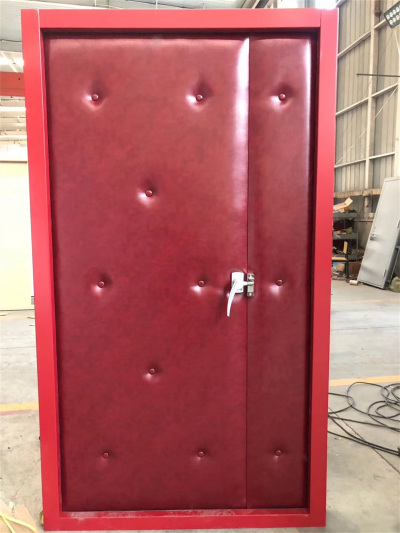  钢质软包隔声门